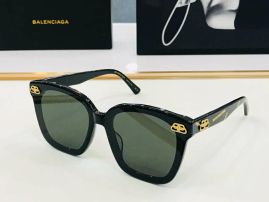 Picture of Balenciga Sunglasses _SKUfw56894931fw